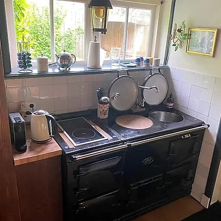 Genesis Bed & Breakfast Voorschoten