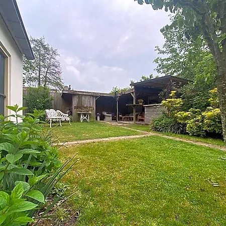 Bed & Breakfast Genesis 4*