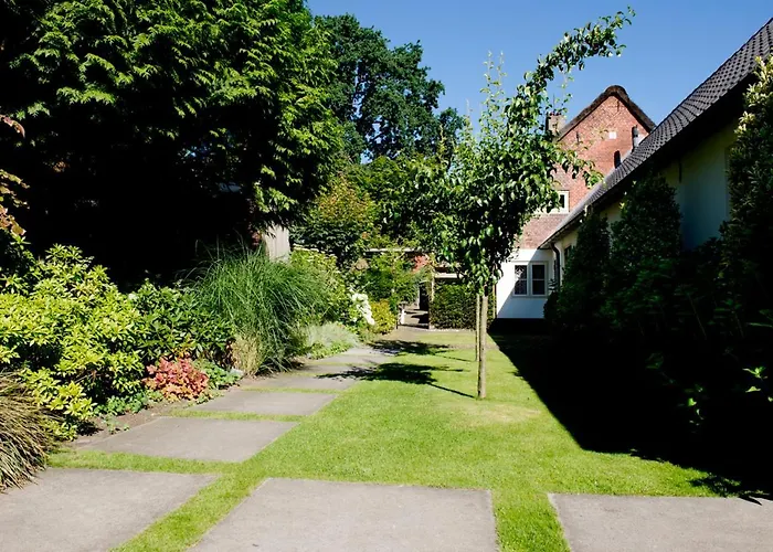 Genesis Bed & Breakfast 4*