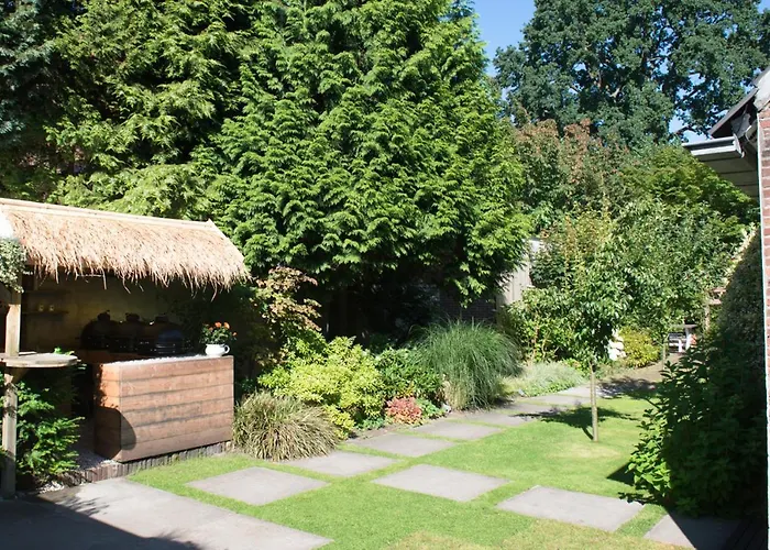 Genesis 4* Voorschoten