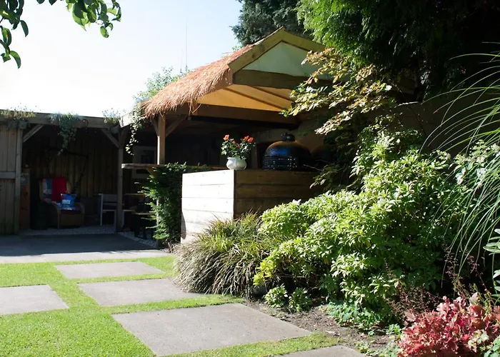 Genesis 4* Voorschoten